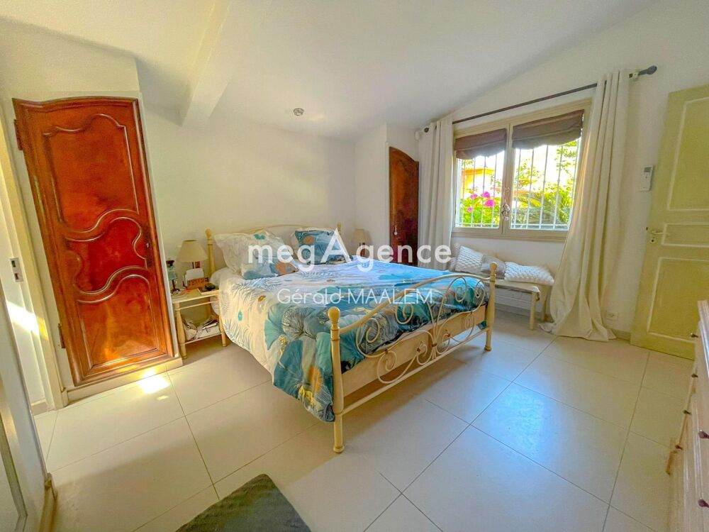 à vendre  Maison Roquebrune-sur-Argens (83520)