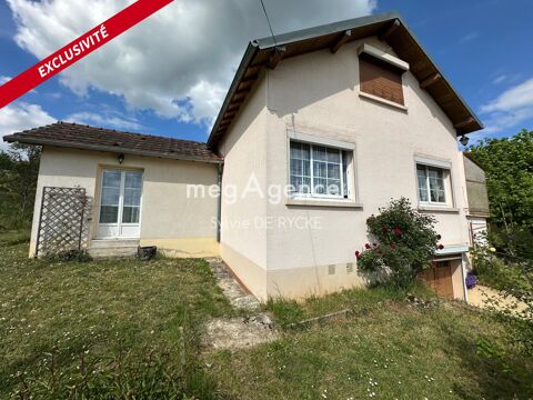   Maison sur sous sol et terrain clos de 680m2 Maison - 4 pi�ce(s) - 85 m�