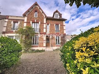  Maison à vendre 9 pièces 165 m²