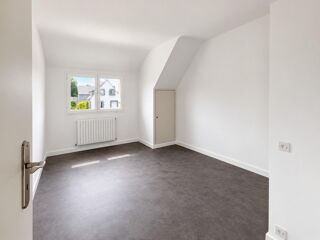  Maison à vendre 10 pièces 140 m²