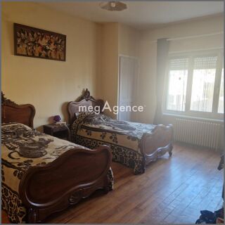  Maison � vendre 12 pi�ces 328 m�