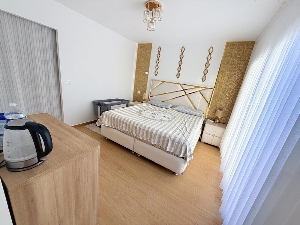 Vente Maison Villa 149 M2, 3 chambres, terrain 900 M2, piscine Salleles-d'aude