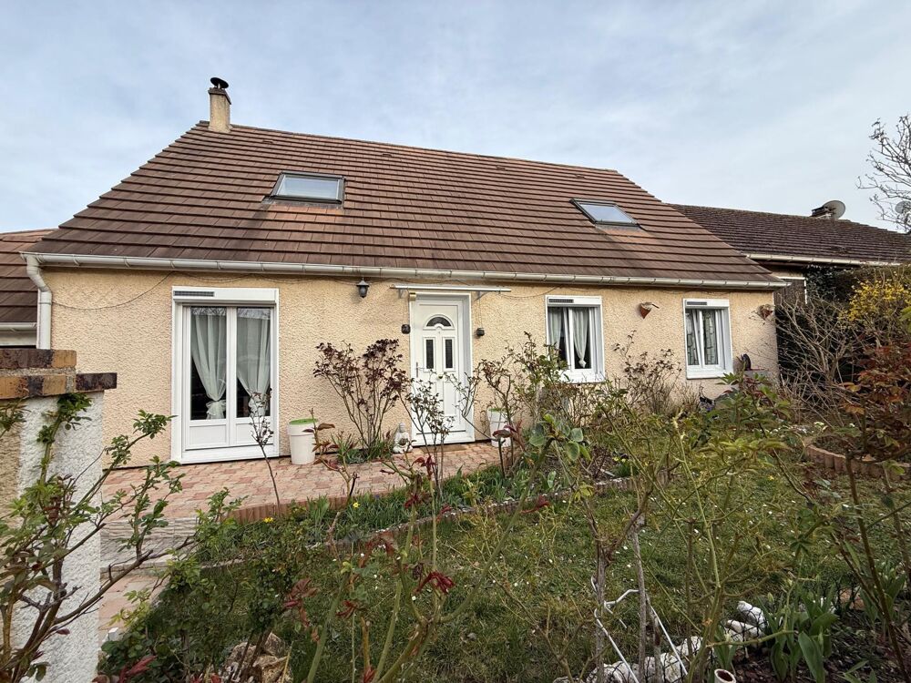 Vente Maison Maison familiale 6 pièces – Villiers-Saint-Frédéric Villiers-saint-frederic