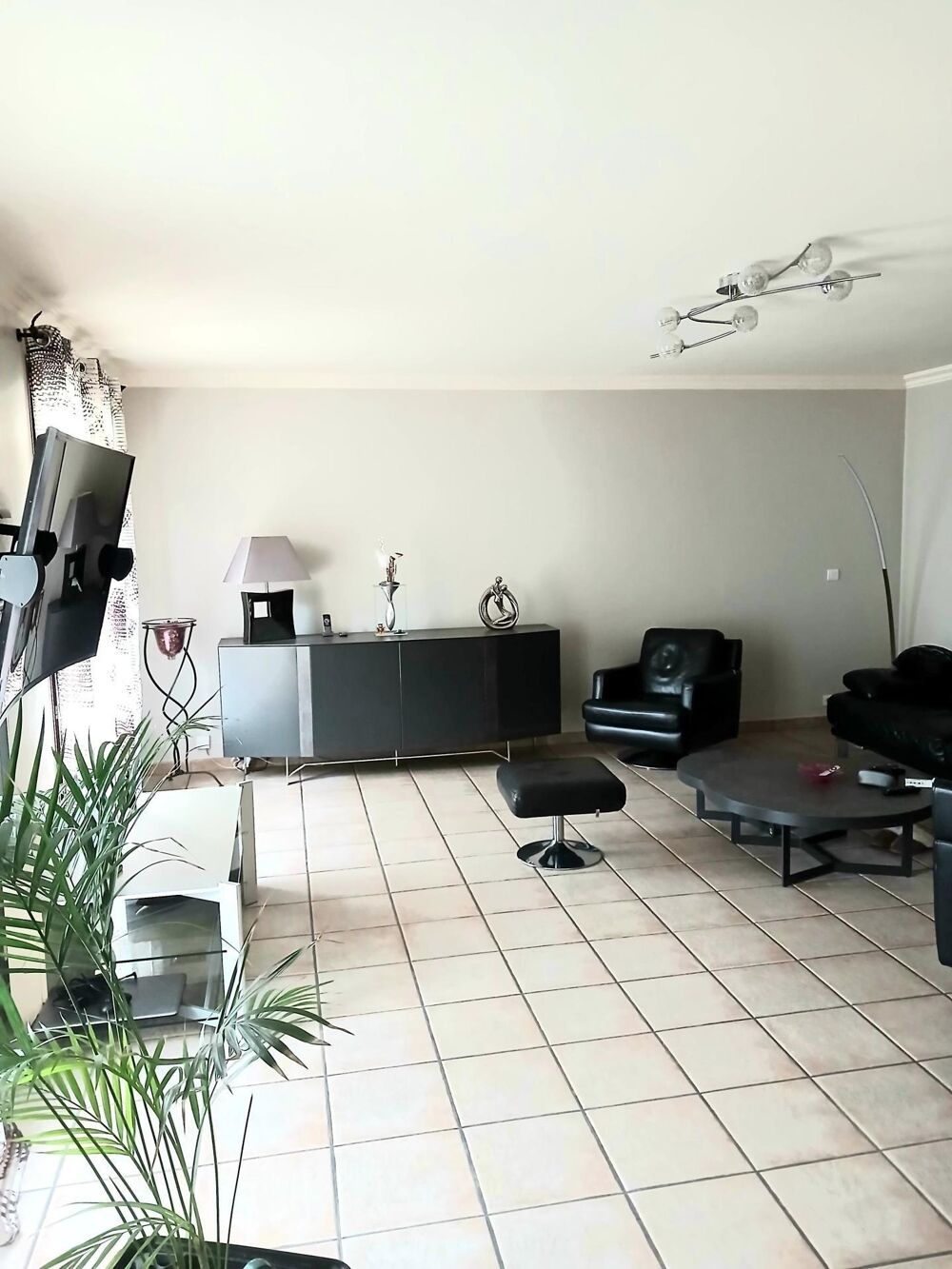 A vendre: charmante maison de 8 pièces 200m² à Drancy
