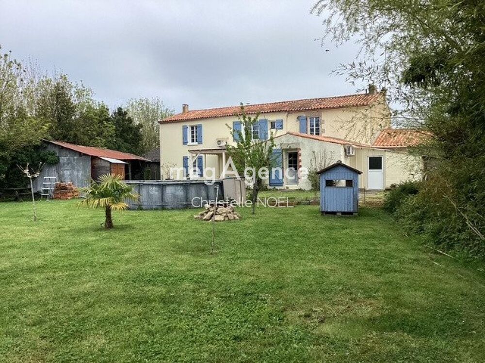 Au calme à la Taillée,maison de 6 chambres,avec un joli jardin