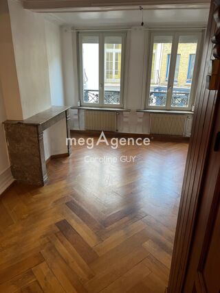  Immeuble � vendre 128 m�