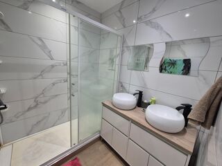  Appartement à louer 4 pièces 90 m² Saint-etienne
