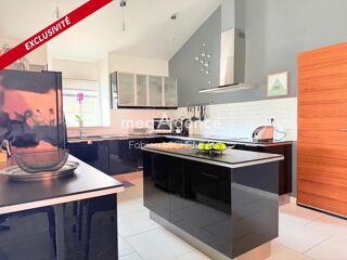  Maison à vendre 10 pièces 230 m²