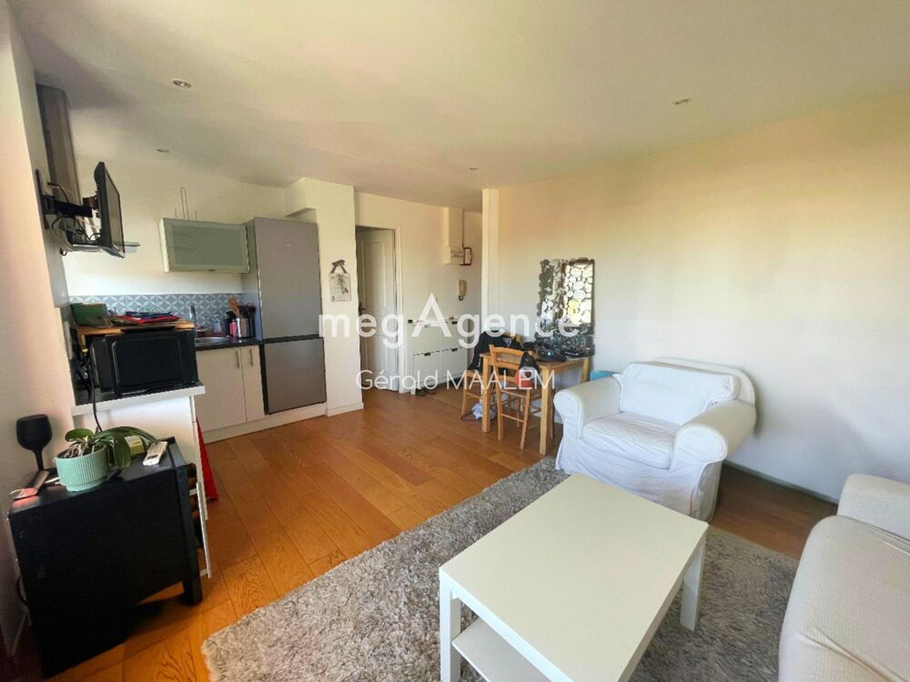 Vente Appartement Appartement 2 pièces de 29m² avec cave et parking à Fréjus Frejus