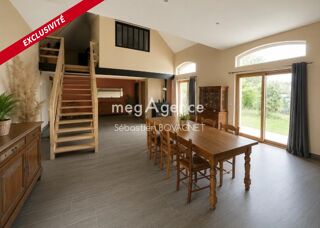  Maison à vendre 10 pièces 250 m²
