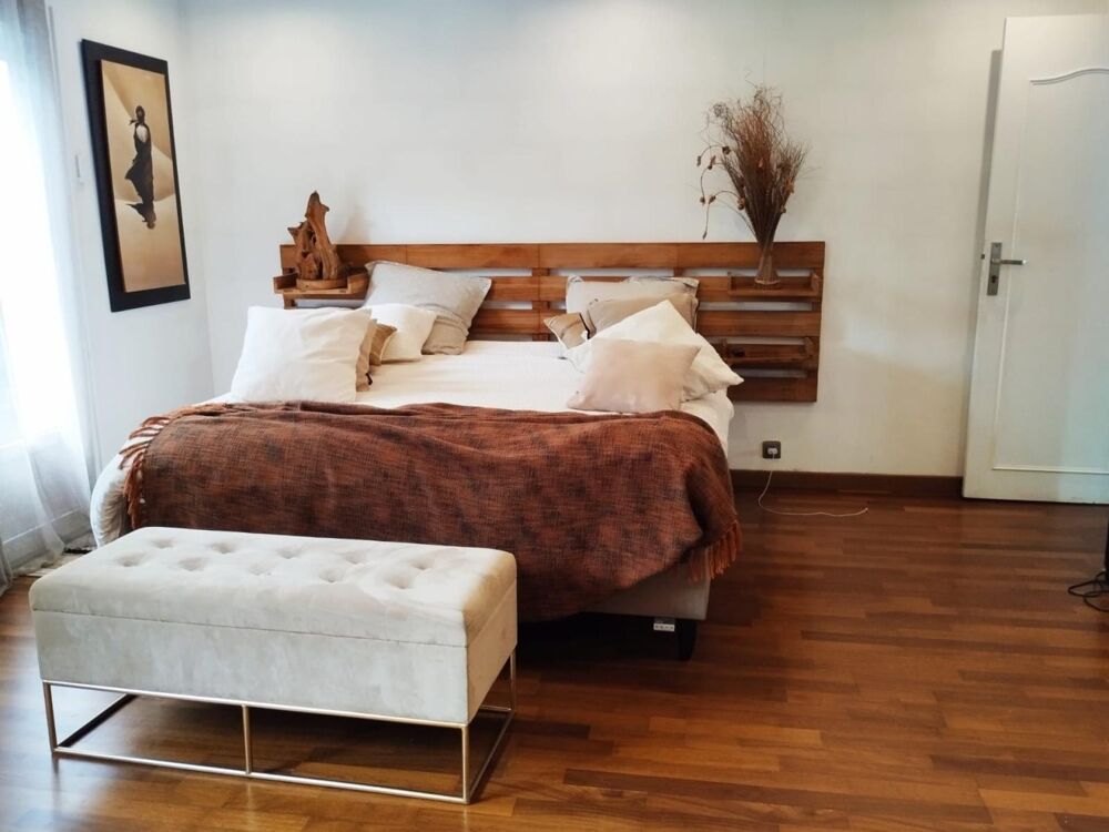 Vente Maison À VENDRE – Charmante maison  de 6 pièces 160 m² à Livry-Gargan (93190) Livry-gargan
