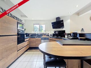  Maison à vendre 6 pièces 137 m²
