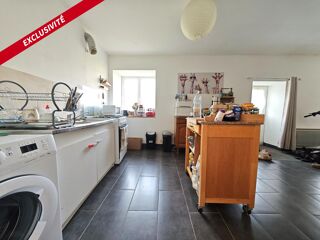  Maison à vendre 10 pièces 242 m²