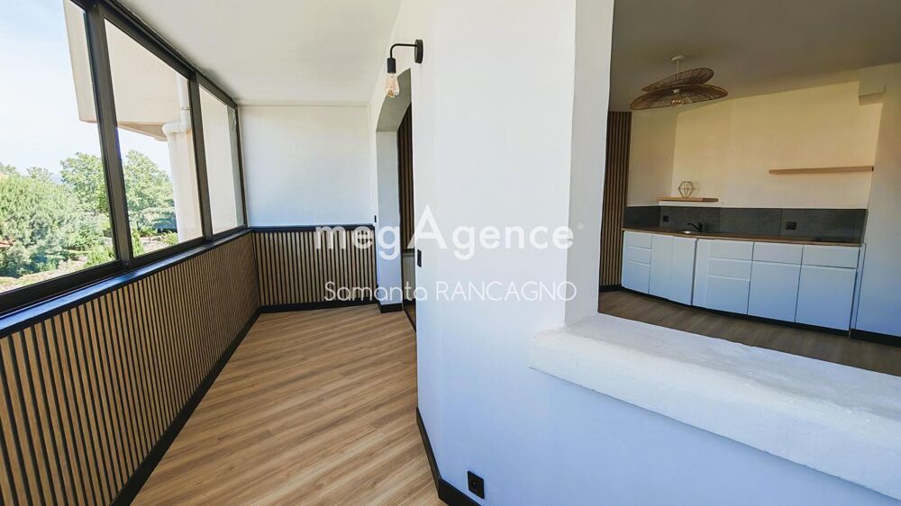 Vente Appartement Fréjus – T2 entièrement rénové avec parking, cave et piscine Frejus