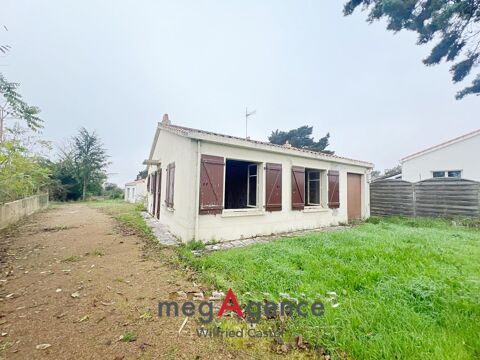   Maison de plain-pied � r�nover dans le bourg de VAIRE Maison - 6 pi�ce(s) - 108 m�