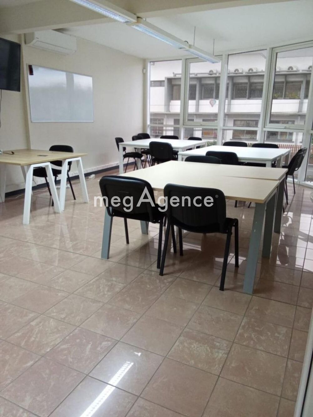 Vente Immeuble Immeuble à usage mixte de bureaux et d'habitation CAYENNE Cayenne