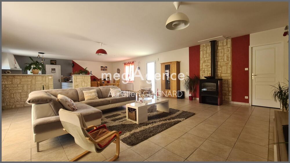 6 Chambres, 1 bureau, double garage, jardin.