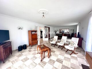  Maison � vendre 6 pi�ces 204 m�