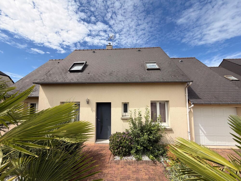 Maison lumineuse avec vue campagne  Saint-MHervé