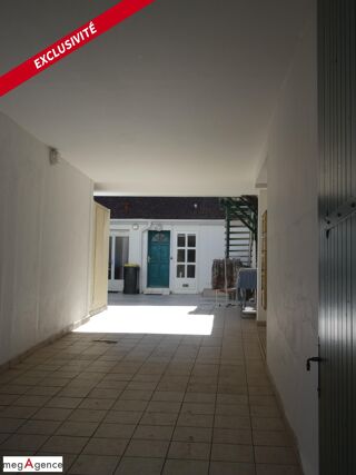  Immeuble � vendre 740 m�