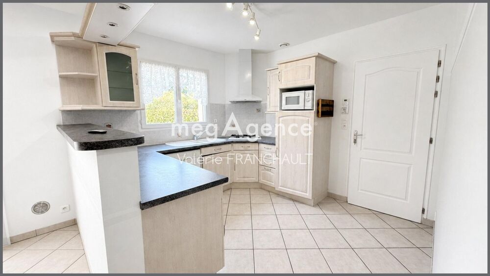 Mareuil sur Lay Dissais, maison de plain-pied, de 96M2 sur une parcelle d'environ 617M2 .