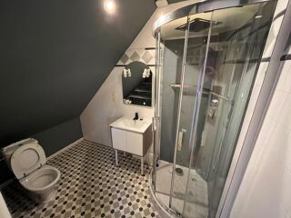  Appartement à louer 3 pièces 77 m²