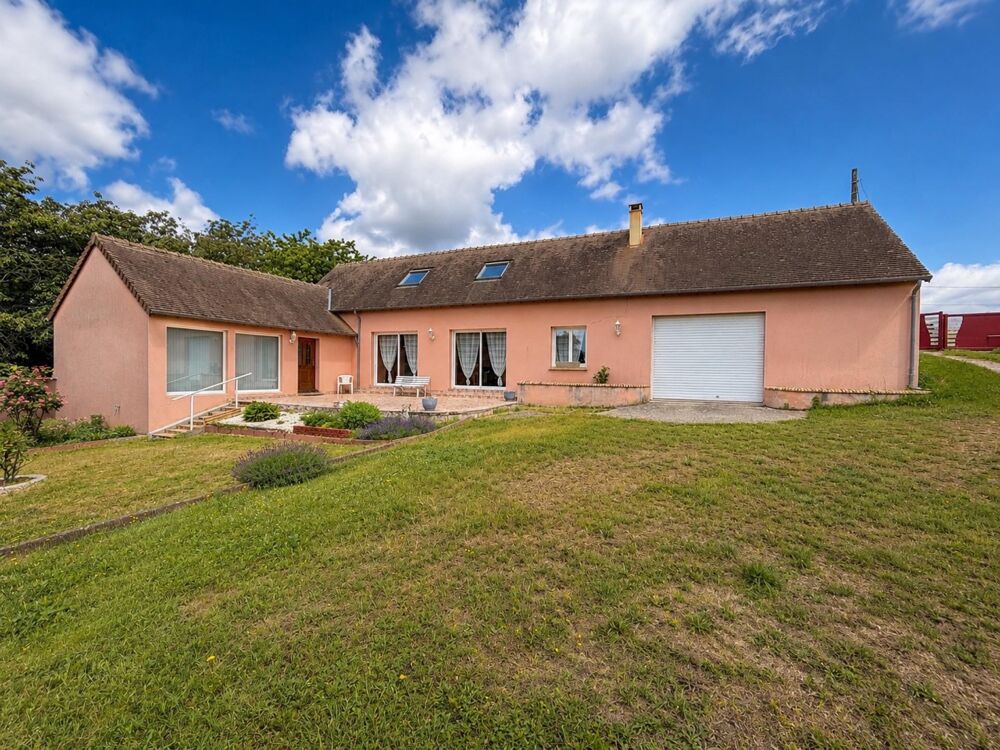 Maison 4 pièces 130 m² · à Saint-Mars-la-Briere · 130 m² · 229 000 €