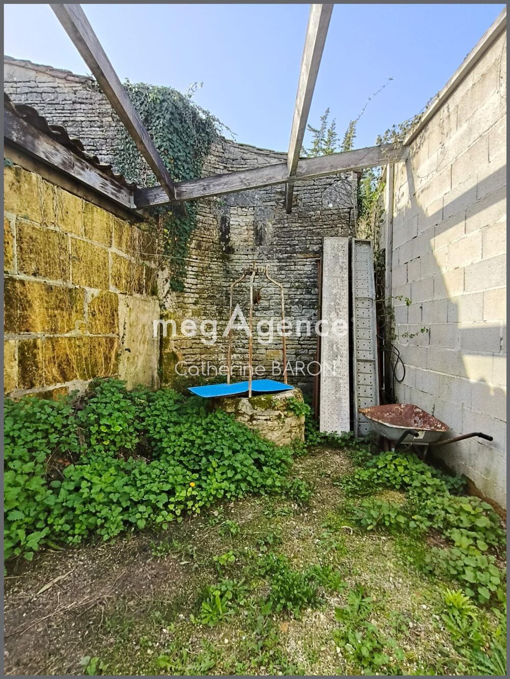 Vente Maison Maison en pierre - 6 chambres - Jardin - 147m2 - Sonnac