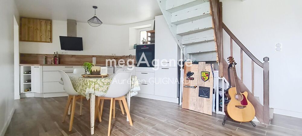 Vente Maison Chaleureuse, 2 Chambres. Bel espace en pelouse avec jardin. Garage / Dépendance LaubreÇais