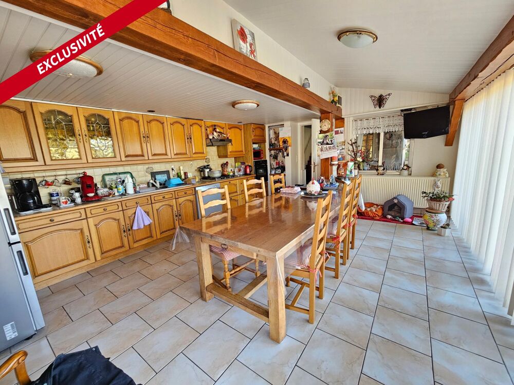 Vente Maison BELLEVIGNE-LES-CHÂTEAUX – MAISON LUMINEUSE, FONCTIONNELLE ET BEAUX ESPACES EXTÉRIEURS Bellevigne les chateaux