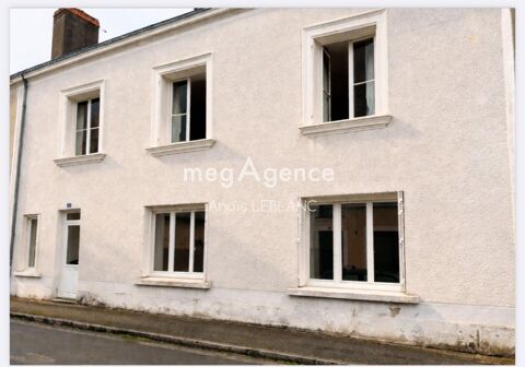   Maison de bourg avec jardin proche autoroute A81 Maison - 6 pi�ce(s) - 171 m�