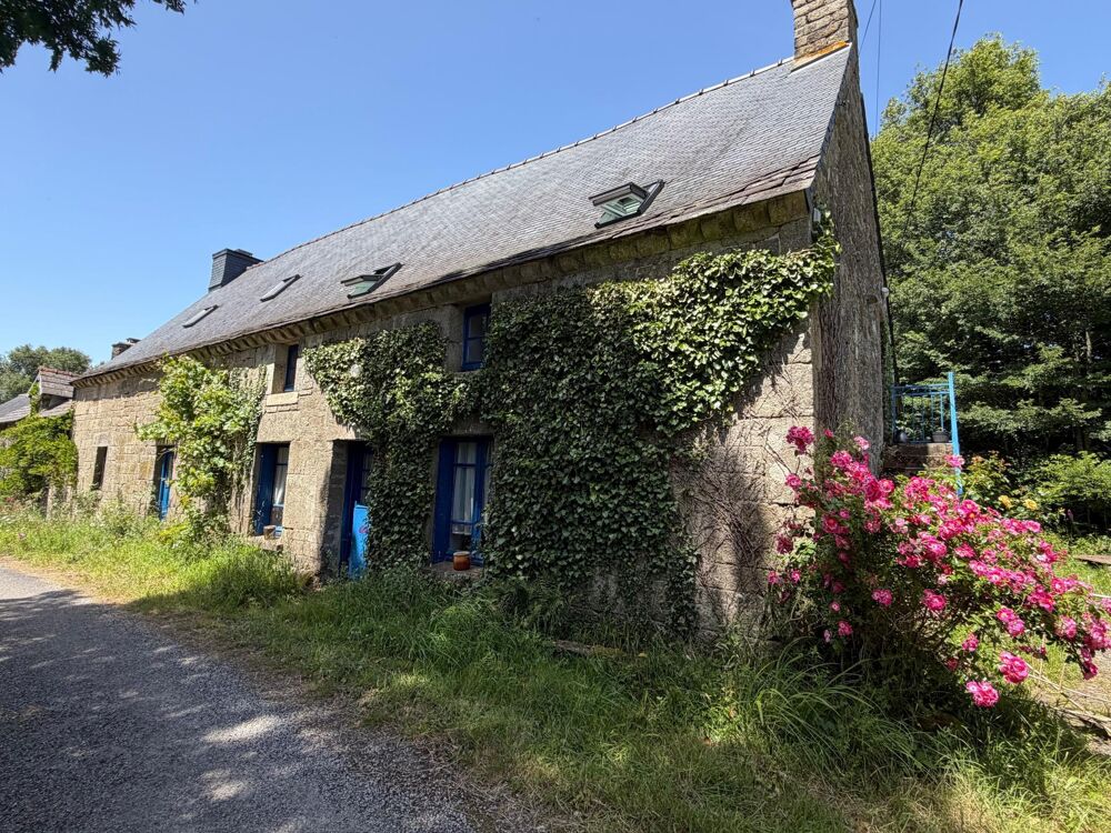 Longère avec dépendances au calme dans la campagne