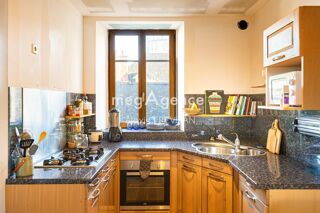  Immeuble à vendre 196 m²