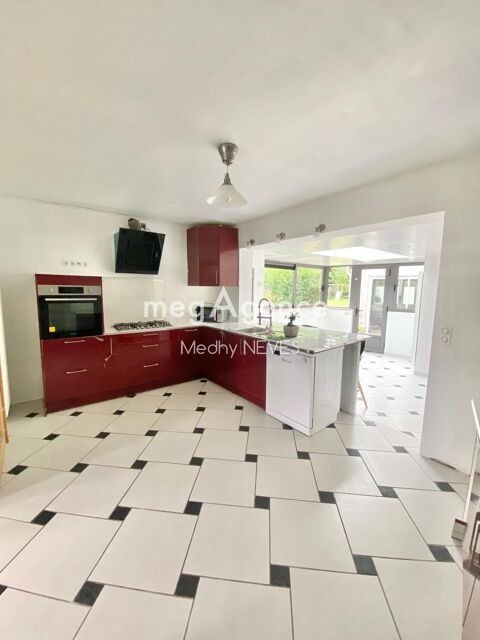   Maison 135 m Maison - 6 pice(s) - 135 m