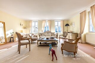  Appartement à vendre 6 pièces 200 m²