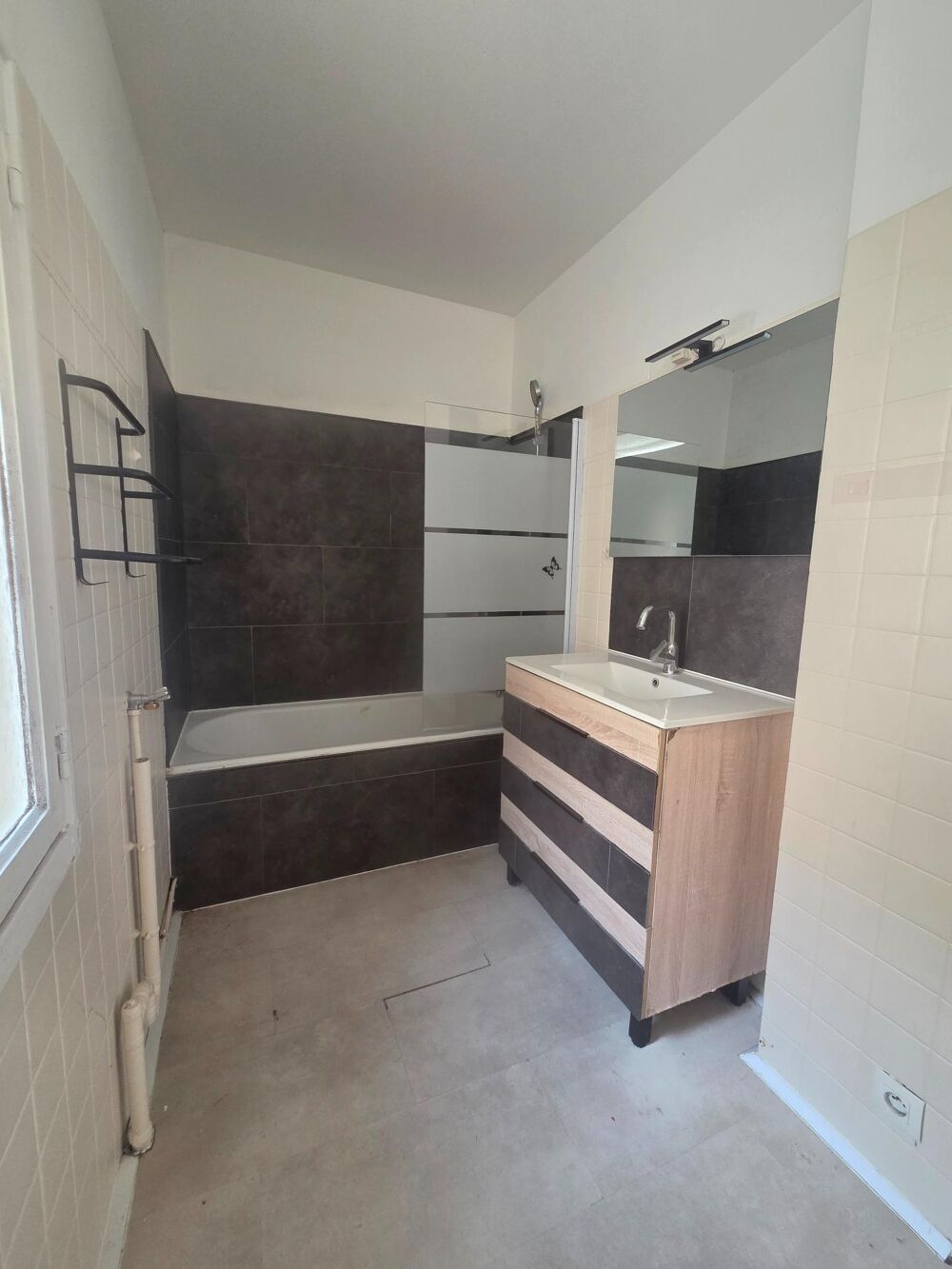 Vente Appartement Appartement T4 très lumineux d'environ 99m² Fougeres
