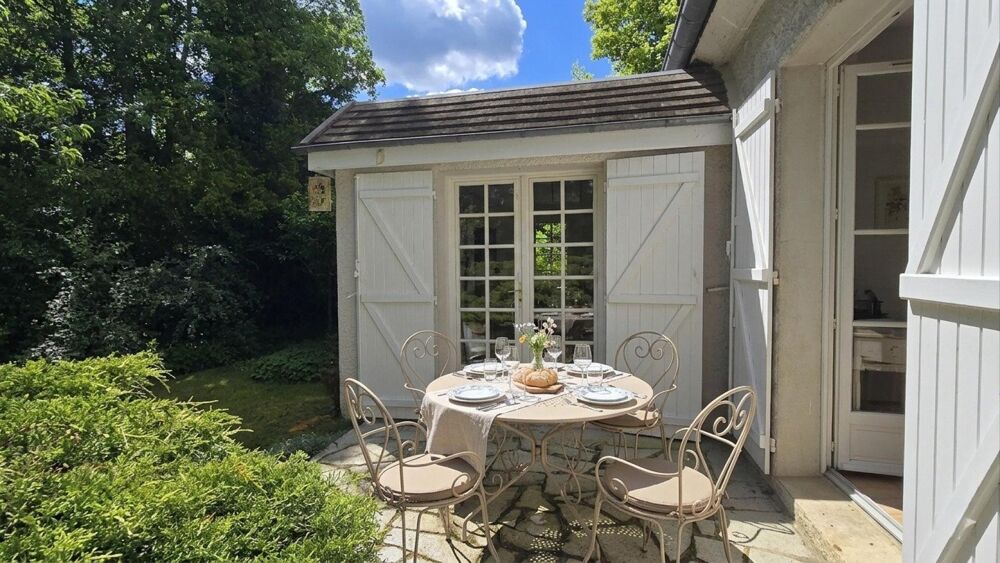 Maison familiale 8 pièces  Cadre magique au Parc du Manoir