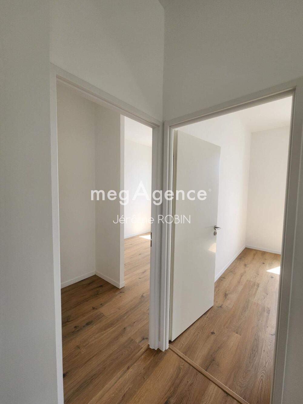 T4 Duplex Lumineux avec Terrasse et Parking à Floirac (33270)