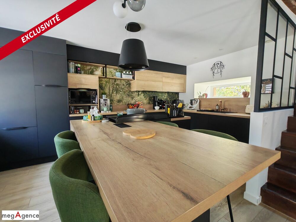 Maison en pierre 147 m² - 4 chambres - terrain 1940 m² - MEILLAC