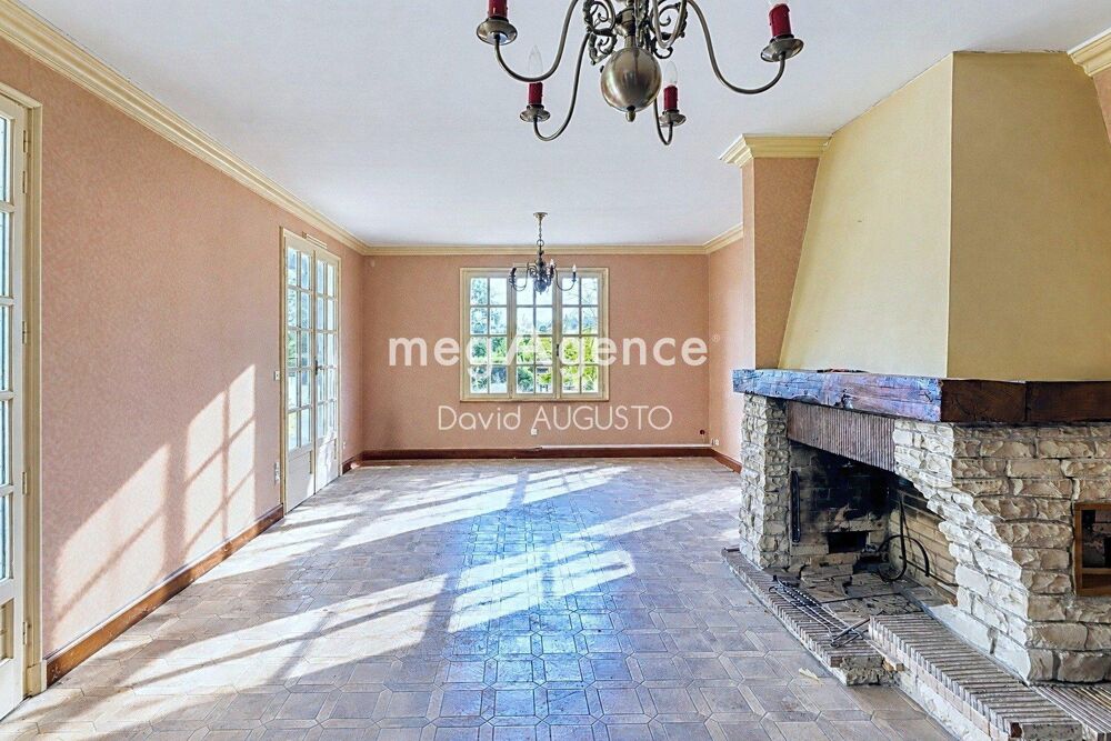 Vente Maison Rare à Tassin le Bourg, maison sur sous-sol complet, terrain de 900m2 Tassin-la-demi-lune