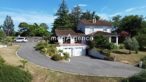   Belle maison familiale dans un cadre champ�tre Maison - 8 pi�ce(s) - 185 m�