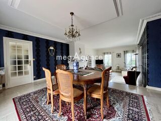  Maison à vendre 8 pièces 185 m²