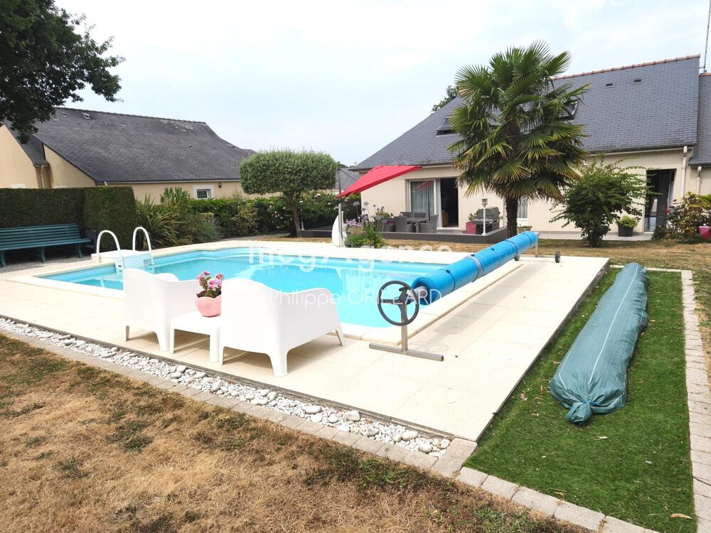 Maison 122 m² 4 chambres avec sa piscine .