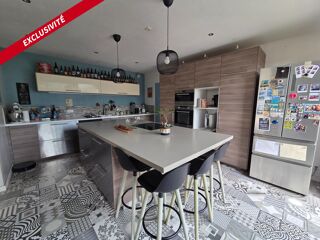  Maison � vendre 7 pi�ces 180 m�