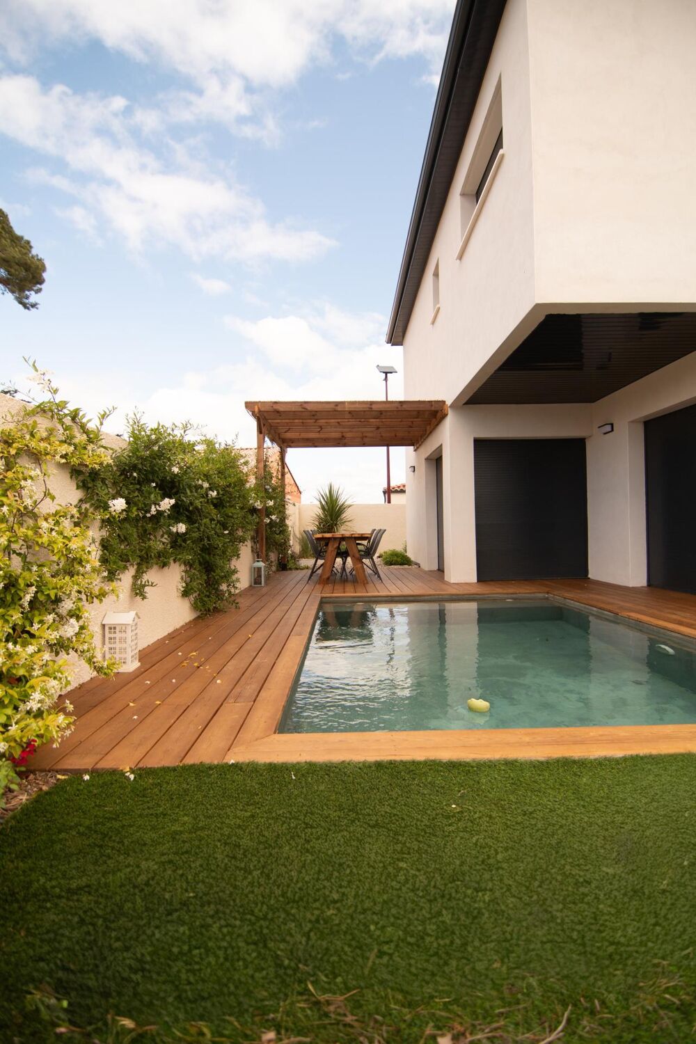 Villa neuve 115 M2 4 chambres, sur 230 M2, piscine