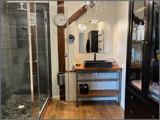  Appartement à louer 5 pièces 115 m²