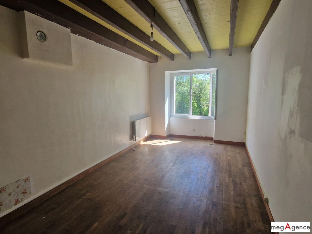 Vente Maison Maison avec potentiel • 75 m² • Terrain 2 390 m² • Dépendances Grand-fougeray