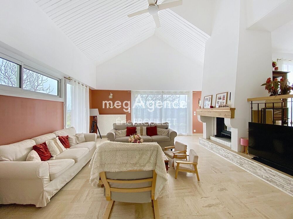 Vente Maison Maison 144 m² – 4 chambres – près de 250 m² utiles Val d erdre auxence