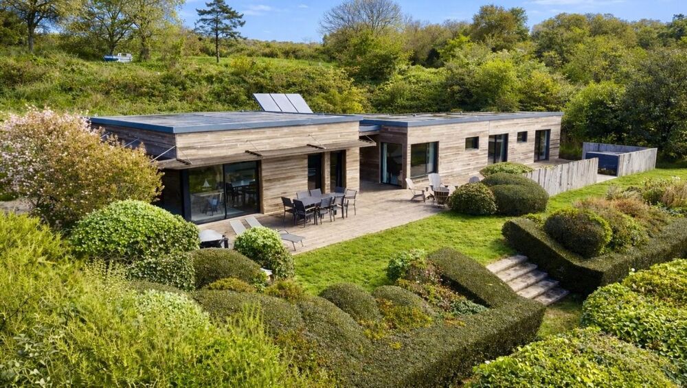 RARE  Vue mer plein sud  Maison contemporaine de plain-pied