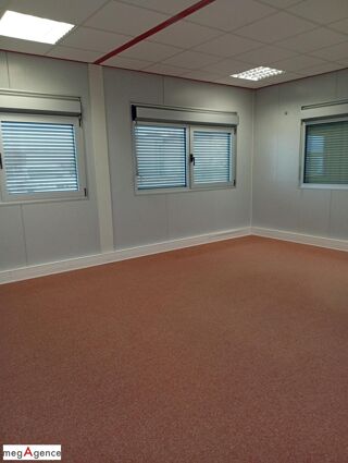  Immeuble � vendre 375 m�